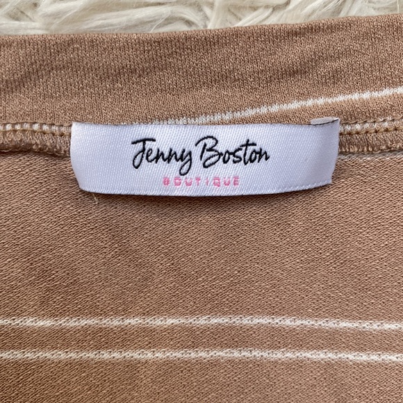 Jenny Boston V-Neck Tank Top 💗 Tan & White - Picture 10 of 12